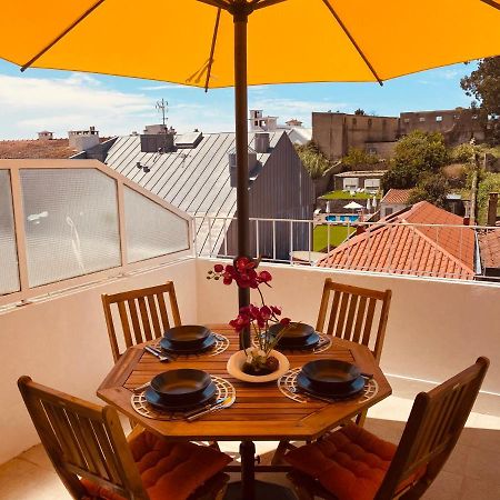 Apartamento Com Patio Na Rua Principal Da Cidade Porto Ngoại thất bức ảnh