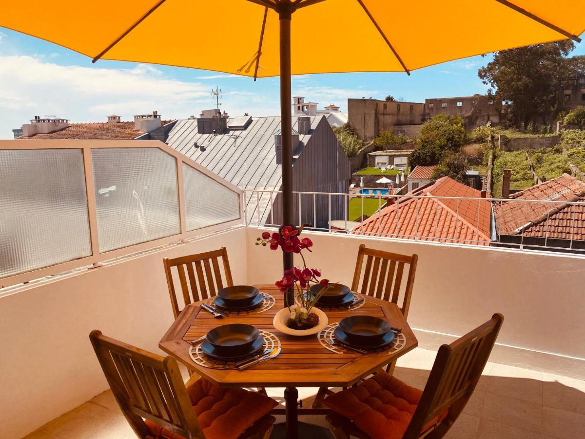 Apartamento Com Patio Na Rua Principal Da Cidade Porto Ngoại thất bức ảnh